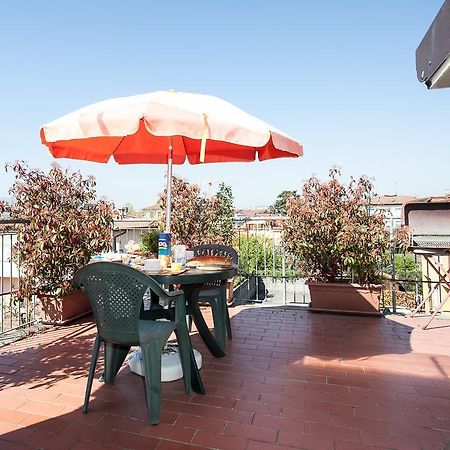 Apartamento La Rondine Lucca Habitación foto