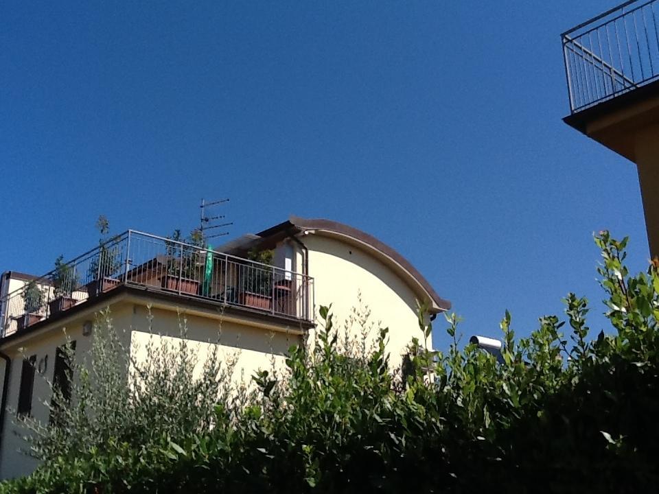 Apartamento La Rondine Lucca Habitación foto
