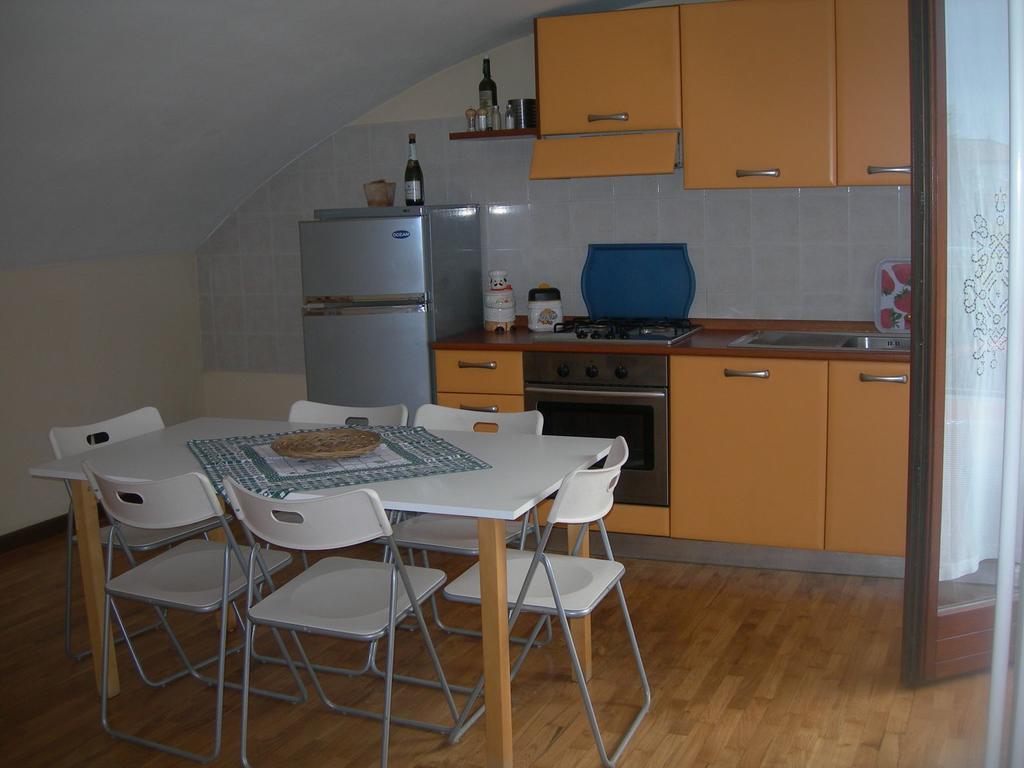 Apartamento La Rondine Lucca Exterior foto