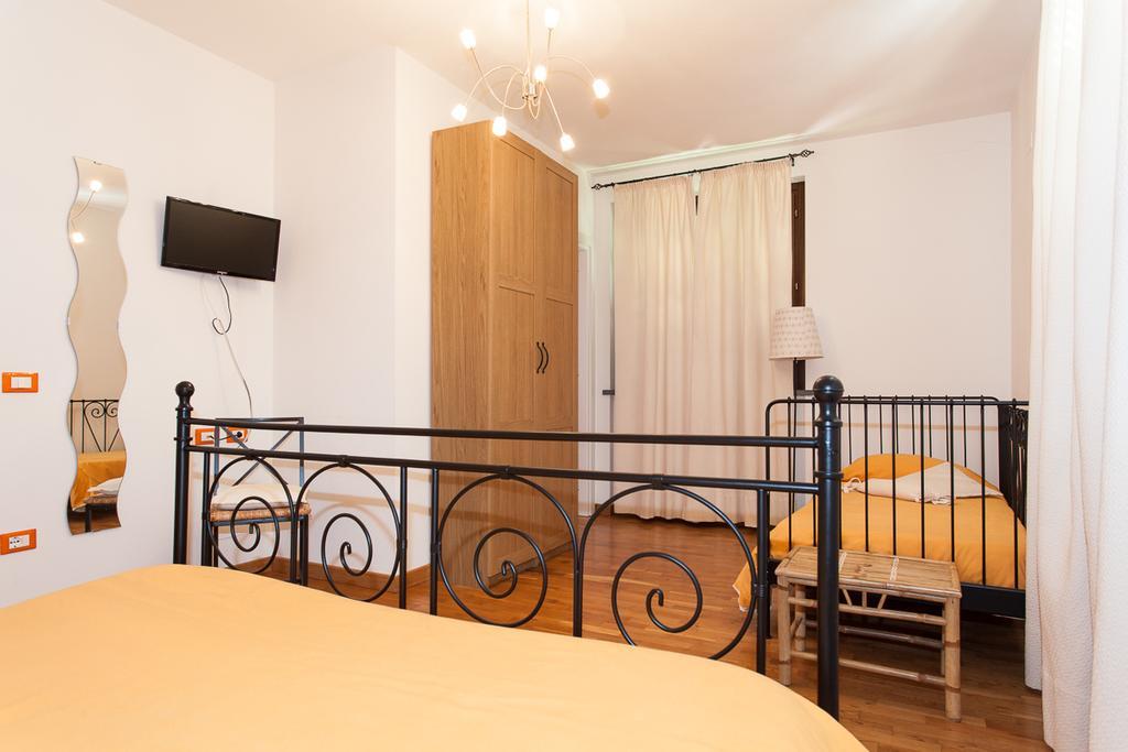 Apartamento La Rondine Lucca Exterior foto