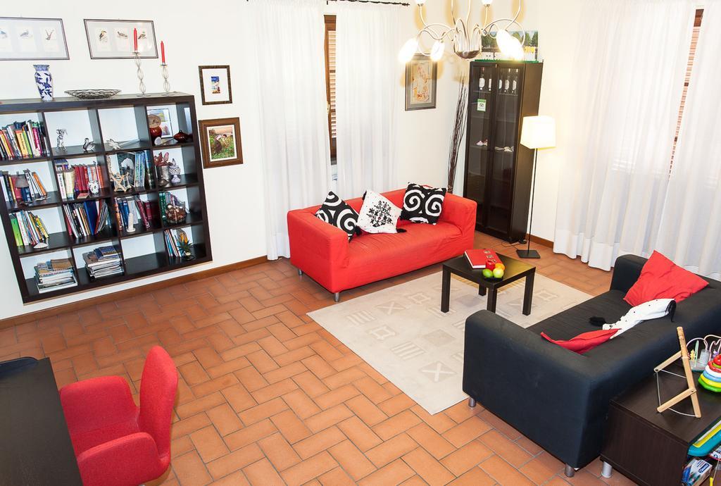 Apartamento La Rondine Lucca Exterior foto