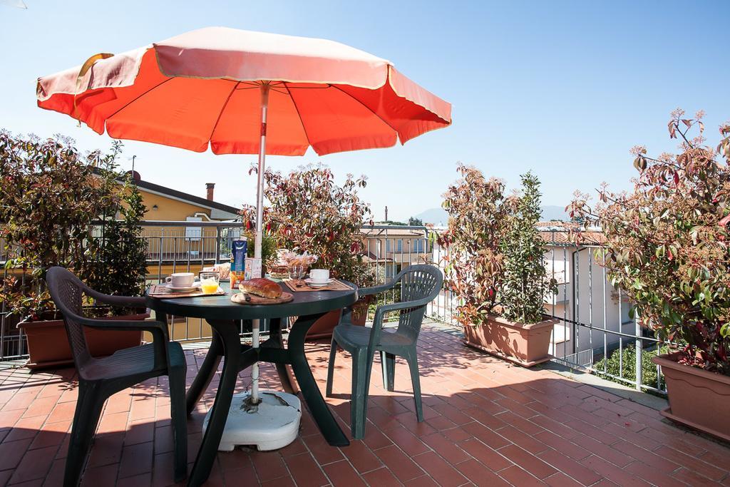Apartamento La Rondine Lucca Exterior foto