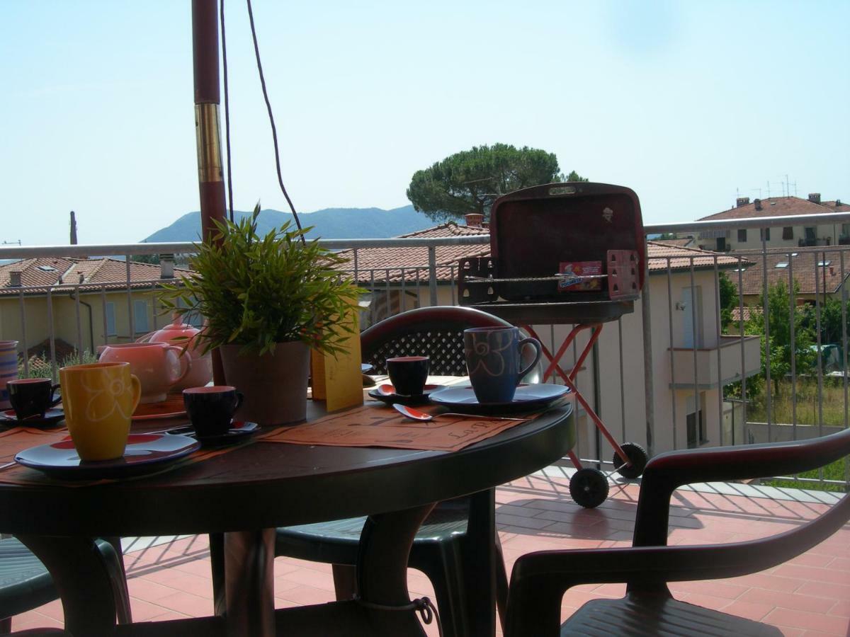 Apartamento La Rondine Lucca Exterior foto
