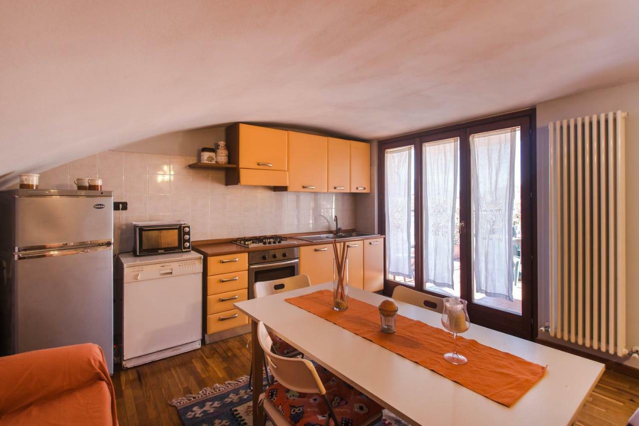 Apartamento La Rondine Lucca Exterior foto