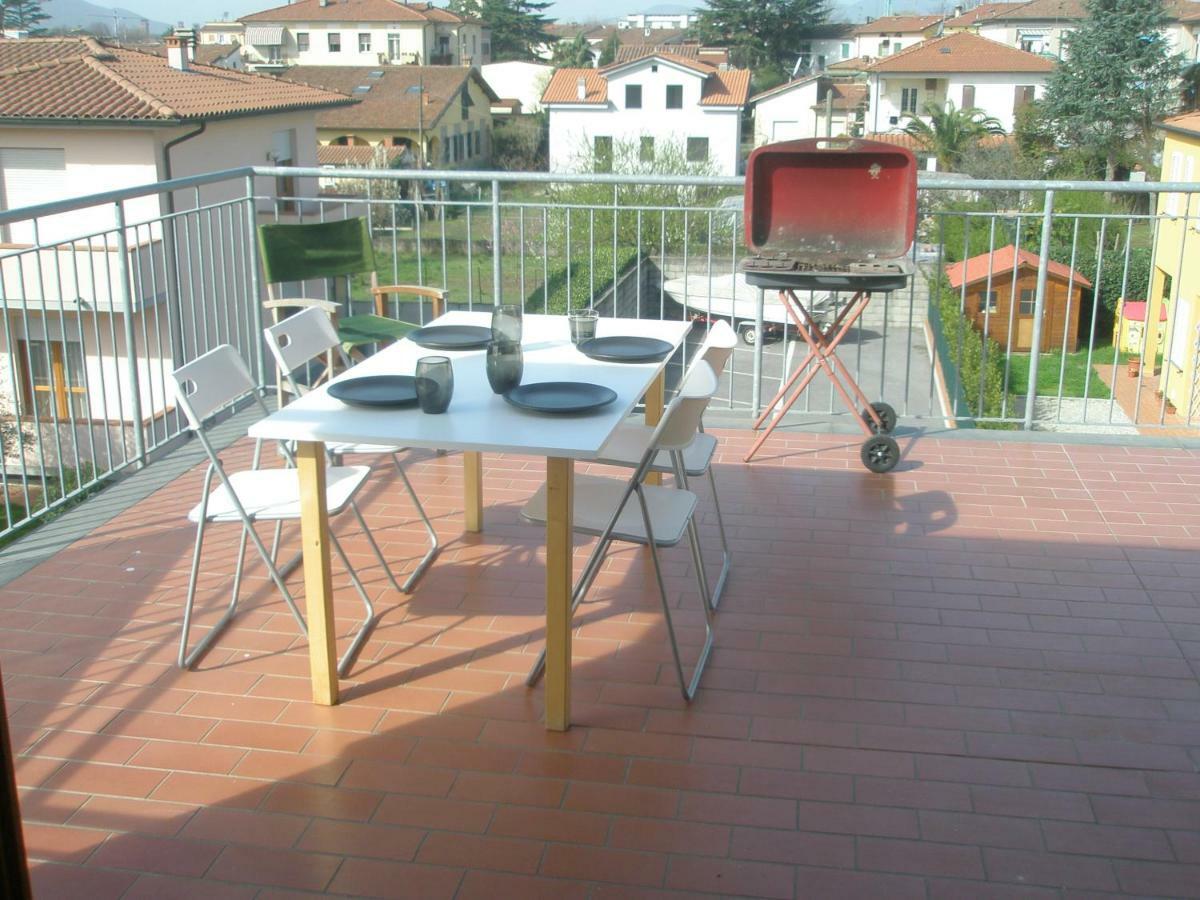 Apartamento La Rondine Lucca Exterior foto