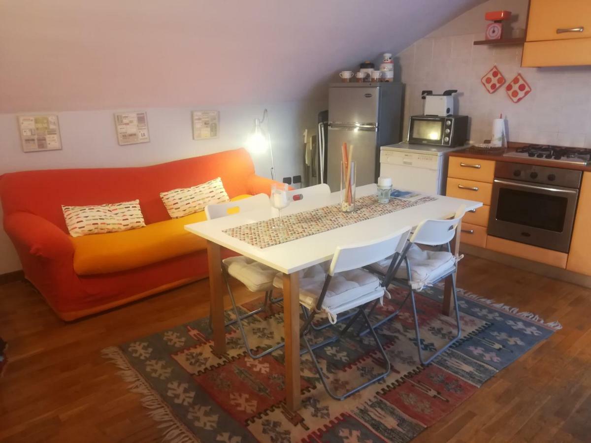 Apartamento La Rondine Lucca Exterior foto